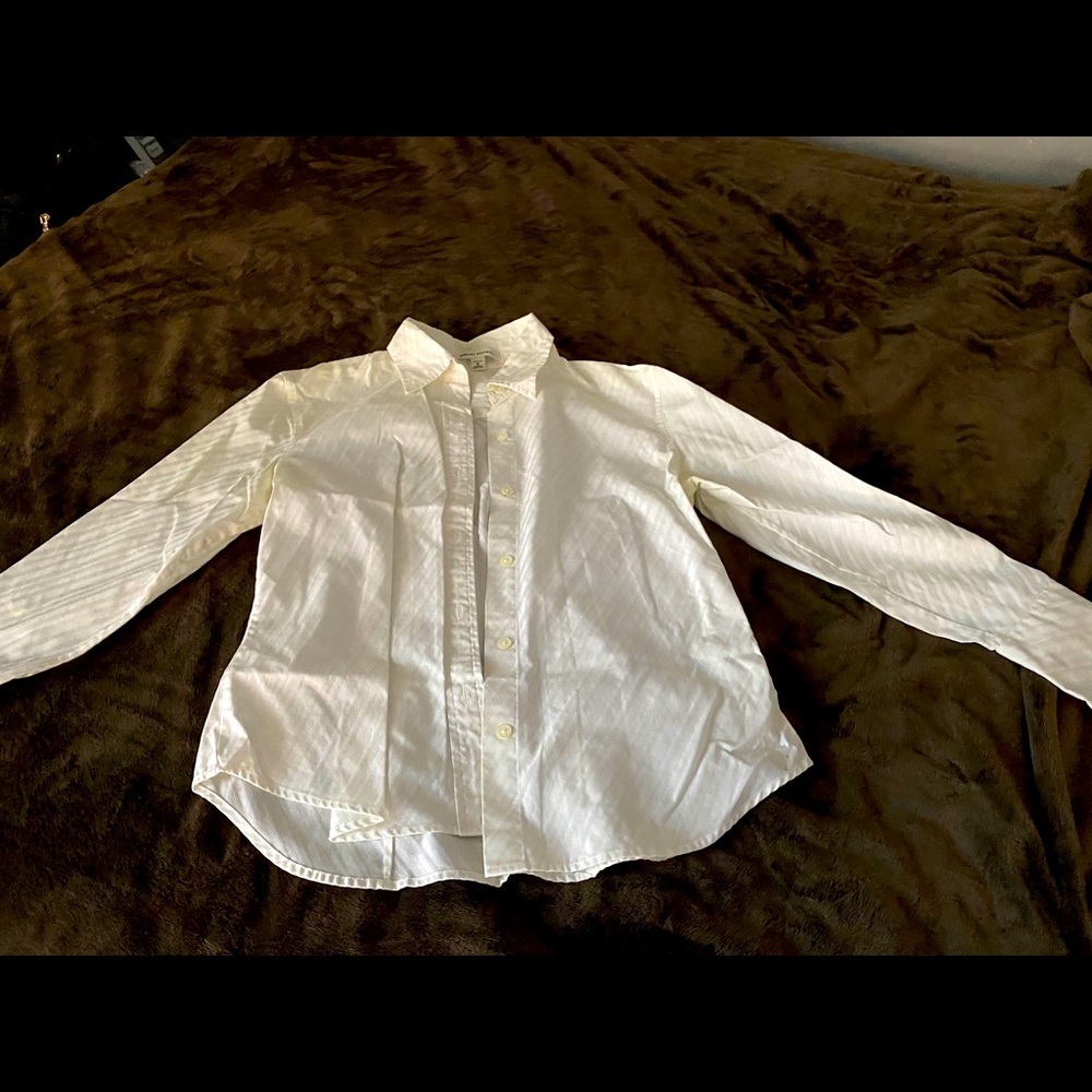 Long sleeves button up